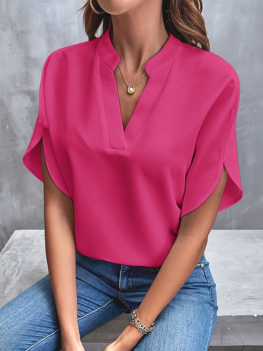 Delilah - Relaxed V-Neck Blouse