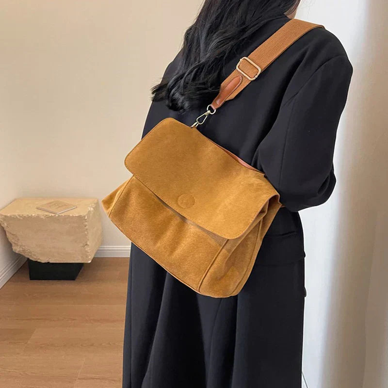 Hazel - Vintage Style Shoulderbag