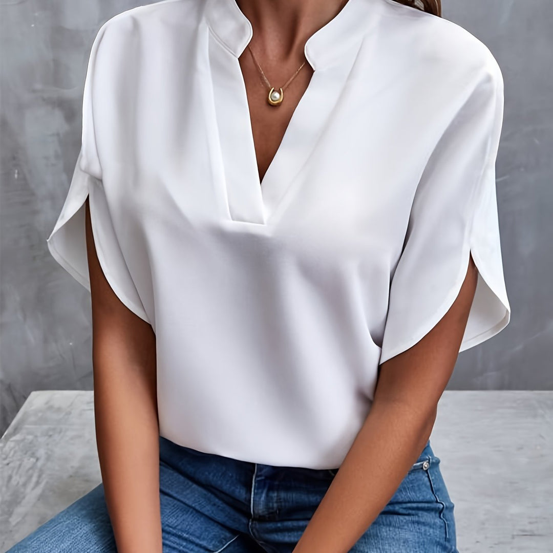 Delilah - Relaxed V-Neck Blouse