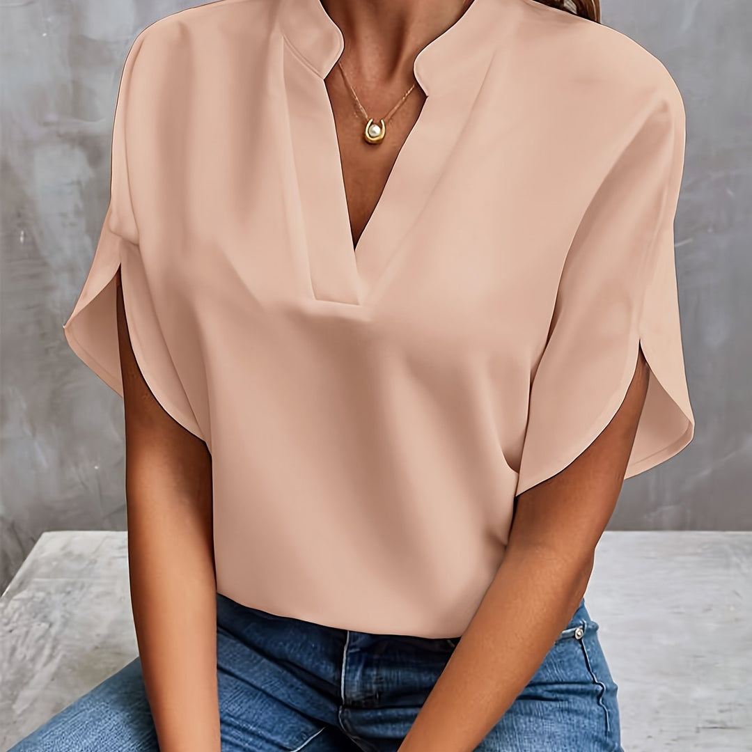 Delilah - Relaxed V-Neck Blouse