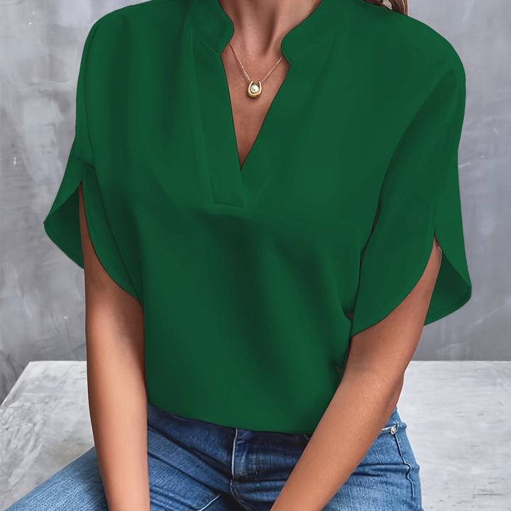 Delilah - Relaxed V-Neck Blouse