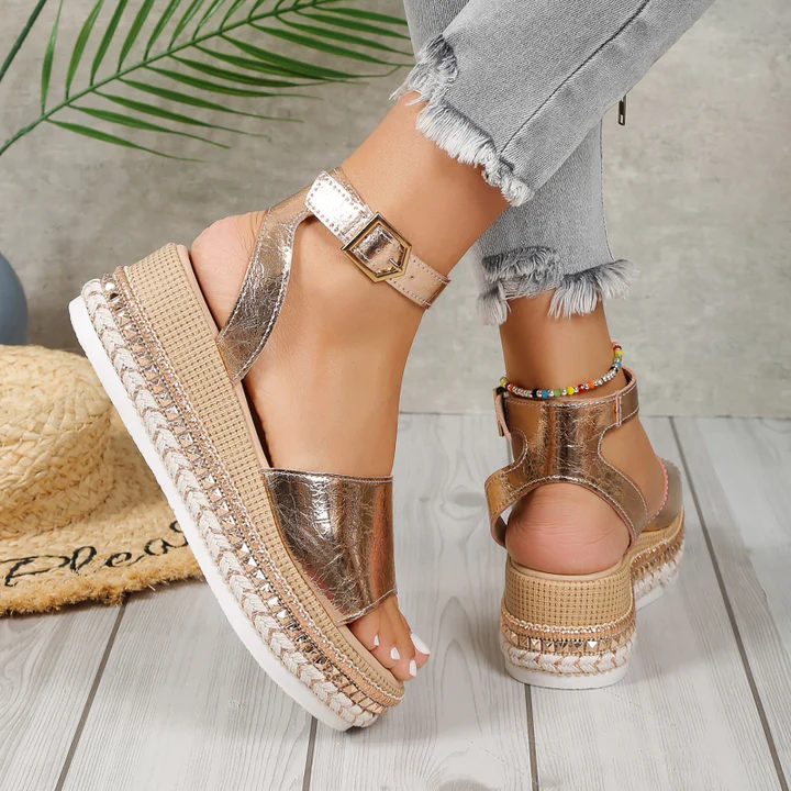 Ada - Ultra-Comfortable Shiny Sandal