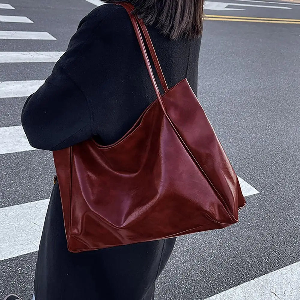 Delphine - Elegant Shoulder Bag