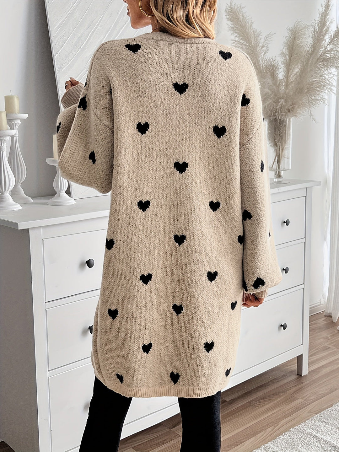 Julia - Heart Cardigan